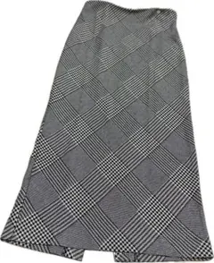☆新品☆RINASCIMENTO タイトスカート