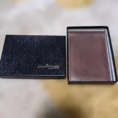 pierre balmain ブラウン定期入れ、カードケースのサムネイル