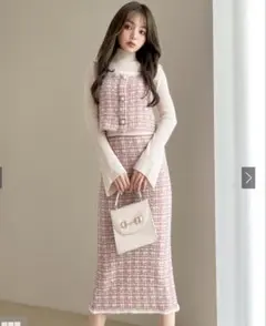 Item thumbnail for item 54715dab-c937-43d2-971d-39937ca93a88