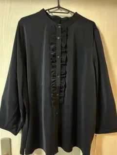 フリル付き紺色シャツ サイズ5L