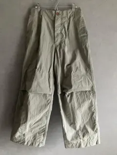 STILL BY HAND/塩縮ナイロンワイドパンツ(KHAKI BEIGE)のサムネイル