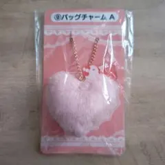 ハローキティ バッグチャーム ピンク ハート型