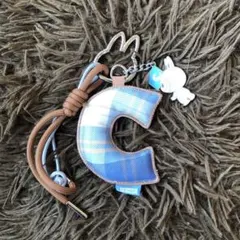 【正規品】「C」POP MART アルファベット　イニシャル　チャーム　ラブブ