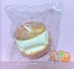 PuniPopLabo★スクイーズ 粉付き メロンパン クリームパン 匿名配送のサムネイル