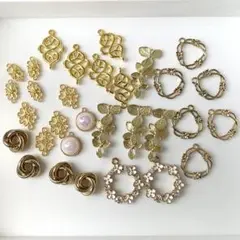 つなぎパーツ チャーム まとめ売り ゴールド パーツ 金属 金色