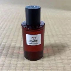 N°1 de CHANEL L’eau Rouge ボディミスト