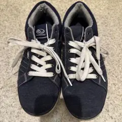 Item thumbnail for item 1bdabce5-48cc-47a8-a2ba-37f580896f2e