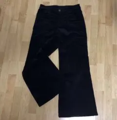 ユニクロ　コーデュロイワイドパンツ　黒　W64