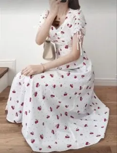 SHEIN FRIFUL チェリー柄ワンピース