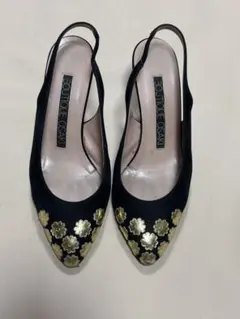 BOUTIQUE OSKAI 黒 金花 パンプス ヌバック