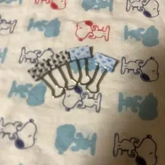 水色ハート模様と黒模様のクリップ5個セット