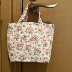 6 ハンドメイド 花柄トートバッグ　最終価格のサムネイル