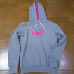 プーマ長袖パーカー　グレー