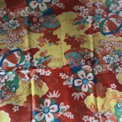 着物ハギレ　古布　戦前柄　アンティーク布　74×130センチ　昭和レトロ布