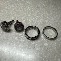 週末価格‼️カフスボタンとネクタイリング２個セット　注目度・存在感抜群アイテム‼️