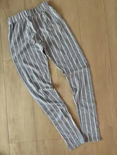 SHISKY 試着のみ ストライプ柄パンツ グレー カジュアル 150サイズ