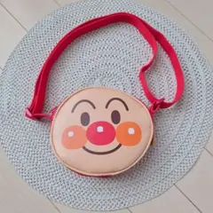 アンパンマン 丸型ショルダーバッグ ポシェット 赤