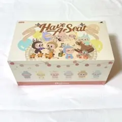 LABUBU ラブブ Have a Seat ぬいぐるみペンダント