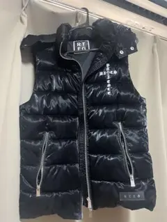 2026年最新】アダムスジャグラー ダウンベストの人気アイテム - メルカリ