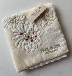 PAUL & JOE 花柄刺繍ハンカチのサムネイル