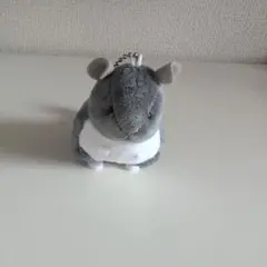 てのひらサイズのチンチラぬいぐるみ グレー ガチャ