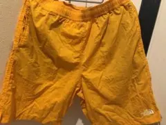 THE NORTH FACE バーサタイルミッド　サミットゴールド