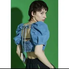 メゾンスペシャルクロップドデニムトップスのサムネイル