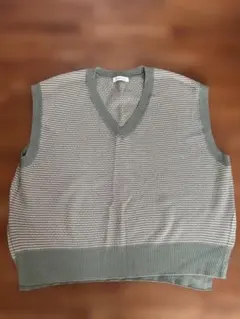 グローバルワーク グリーン くすみ緑ニットベスト vネック フリーサイズ