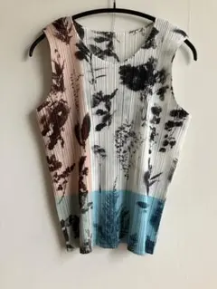 2026年最新】PLEATS PLEASE レディース ノースリーブ Tシャツ