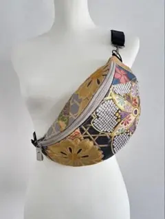 Item thumbnail for item 421e56ae-8de5-495c-8474-470366e6f6dc