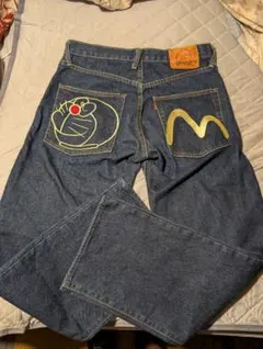 EVISU ドラえもん刺繍 デニムパンツ SPECIALのサムネイル
