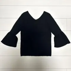 GU トップス 黒 Vネック フレア袖 ニット
