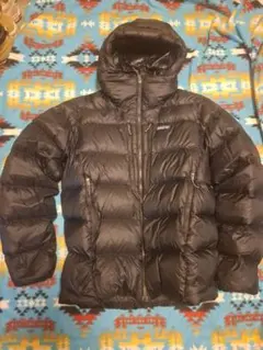 2020年製 美品　パタゴニア メンズ・フィッツロイ・ダウン・フーディ 黒M