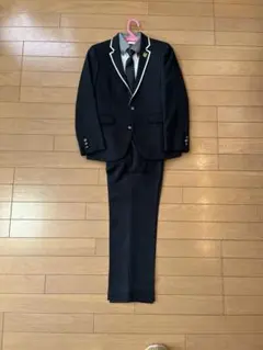 フォーマルスーツ ネクタイ・シャツ付き