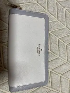 kate spade new york 長財布 ラウンドファスナーのサムネイル