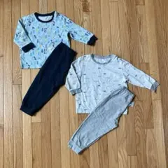 ユニクロ　長袖パジャマ　上下２組セット