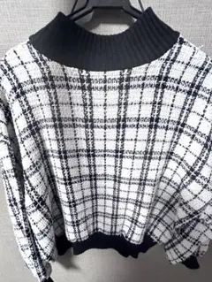 チェック柄ハイネックニット