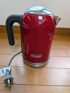 ※※ DeLonghi 赤い 電気ケトル ステンレス製　1.0Lのサムネイル