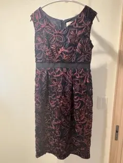 【7/16まで】グレースコンチネンタル ノースリーブワンピース 刺繍のサムネイル