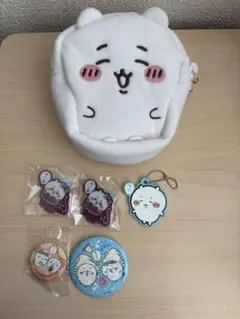 ちいかわ　まとめ売り　缶バッジ　アクスタ　ポーチ