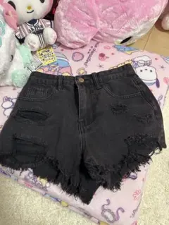 ブラックダメージショートパンツ