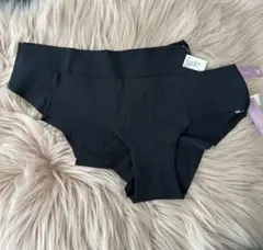 シームレスショーツ