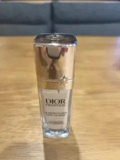 Dior Prestige Le Micro-Fluide 30ml - メルカリ