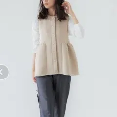 ダンボールニットパールボタンギャザーベストcoca