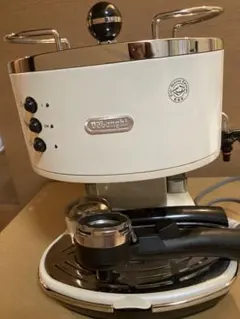 美品 デロンギ エスプレッソ・カプチーノメーカー ECM300J-E クリーム
