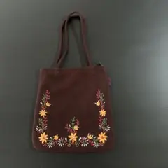 刺繍入りブラウントートバッグ