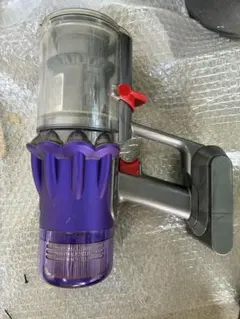 ☆ジャンク品☆ dyson v8 fluffy extra バッテリー切れ - メルカリ