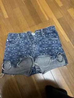 デニムショートパンツ ダメージ加工