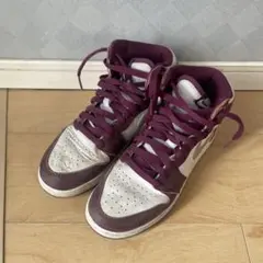 Nike Air Jordan 1 バーガンディ/ホワイト