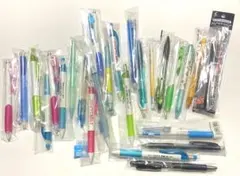 ノベルティ　記念品など　まとめ売り　ボールペン